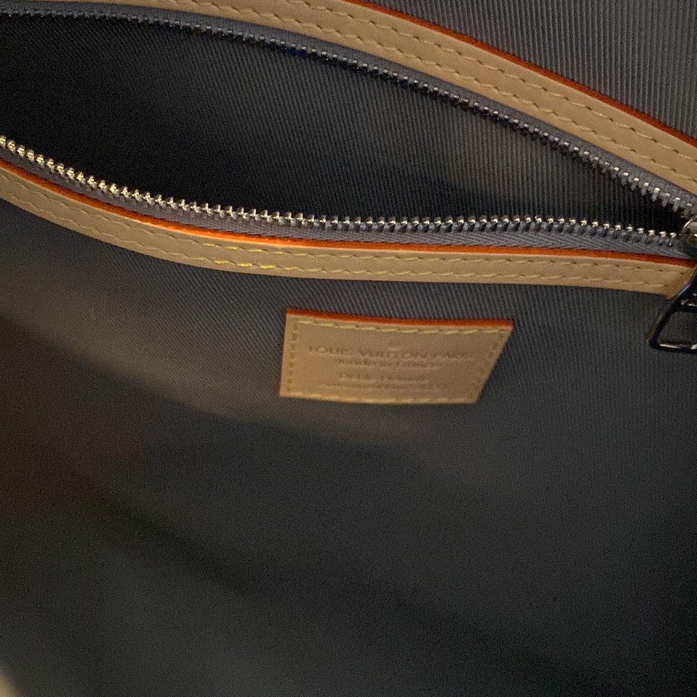 LOUIS VUITTON Metallic MIRROR KEEPALL BANDOULIÈRE 50 - Picture 7 of 15